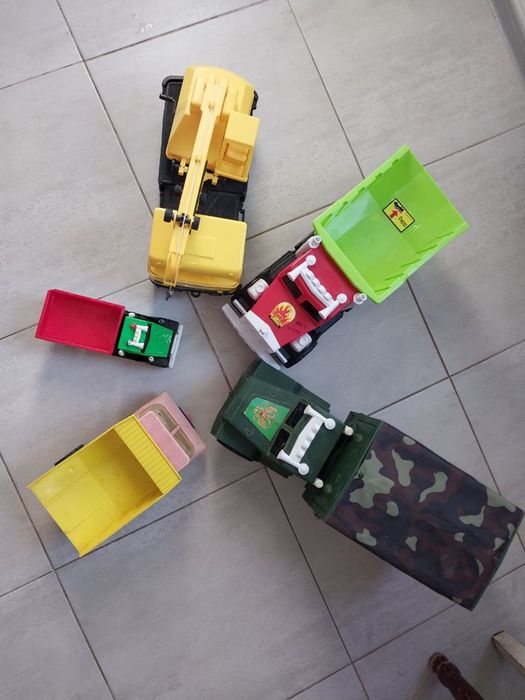 Самосвал игрушка ссср 70-е годы. Пластик и метал.