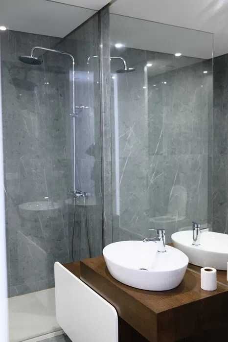 Apartamento/Condomínio com 3 quartos e 2 casas de banho