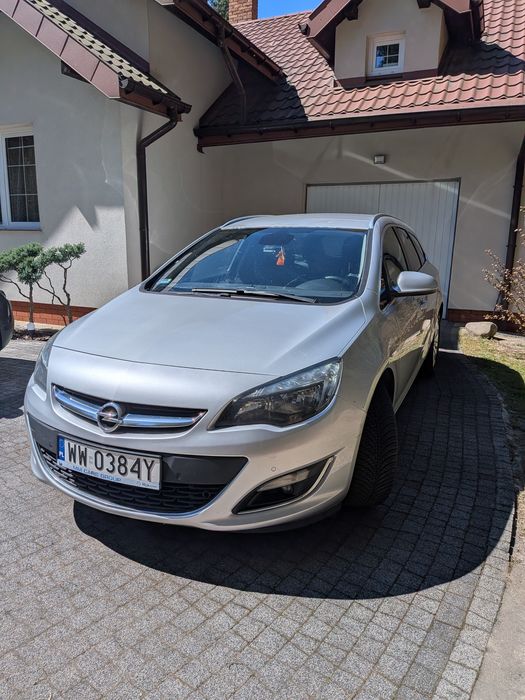 Opel Astra J 2015 1.6 CDTI 110KM  Kombi Sport Tourer Serwisowany
