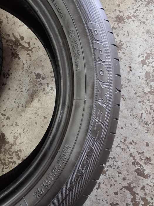 Pneus 185/60r16  Toyo Proxes R55A com 80% de piso