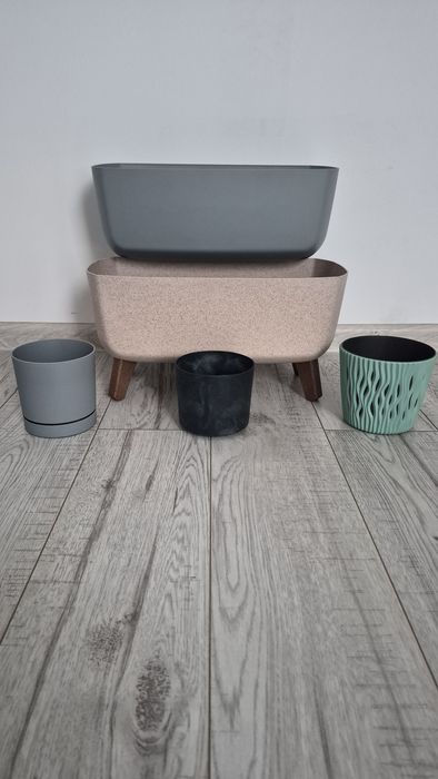 Doniczki plastikowe NOWE