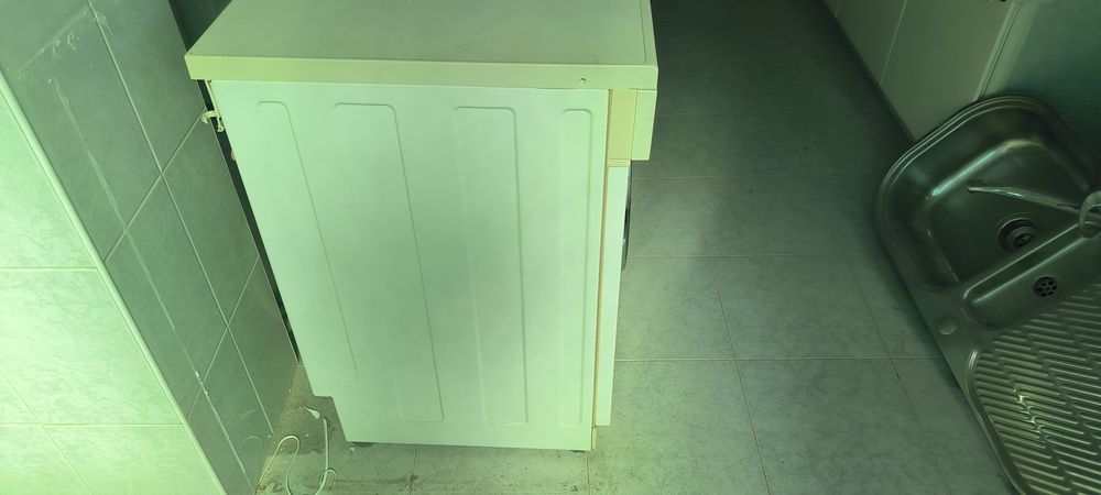 Máquina de lavar roupa Miele Novotronic W 821