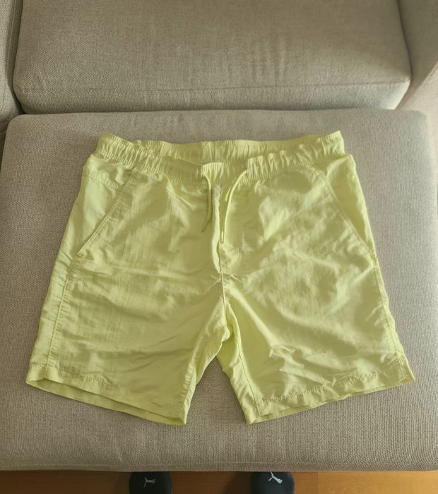 Calções H&M com 3 bolsos