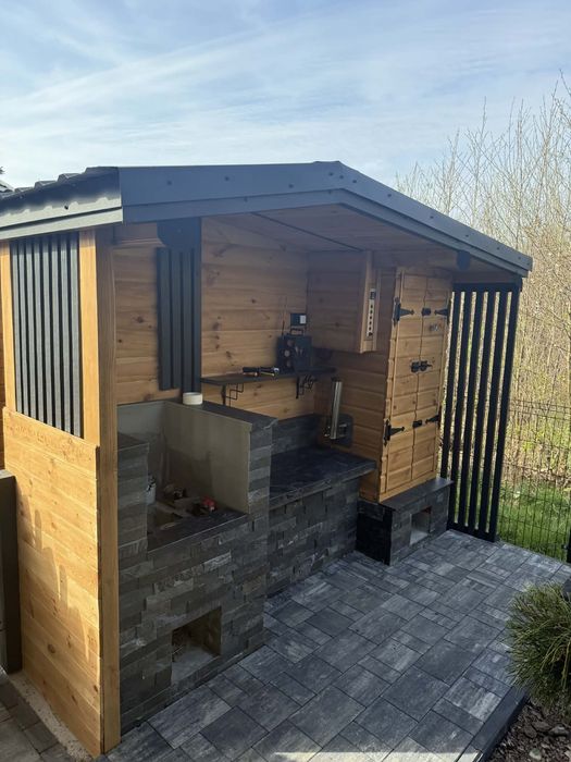 Grill murowany , wędzarnia