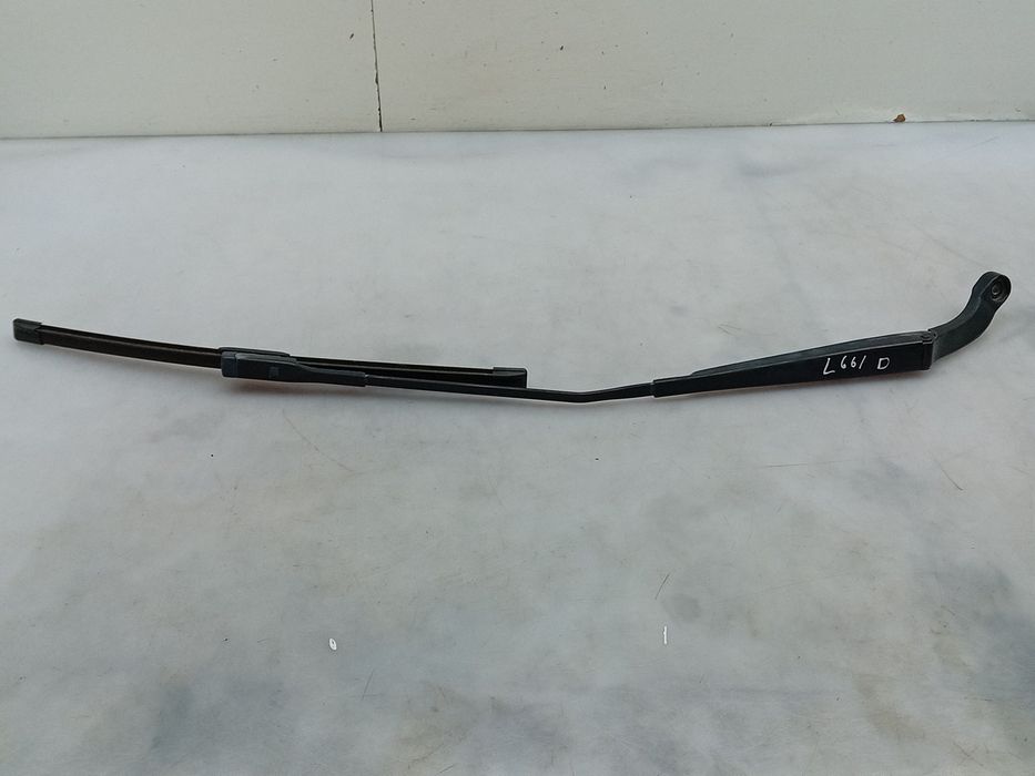 Haste / braço de escova limpa vidros frente direita AUDI A3 Sportback