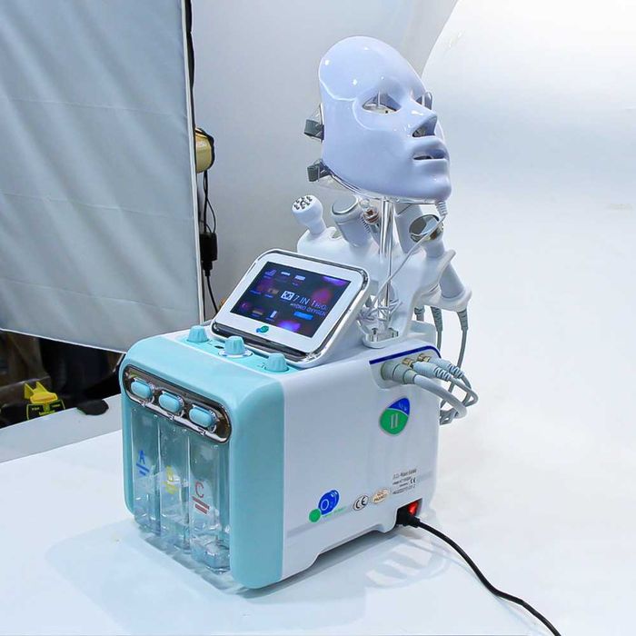 Máquina de Estética Facial 7 em 1 - Limpeza de Pele Profissional NOVO