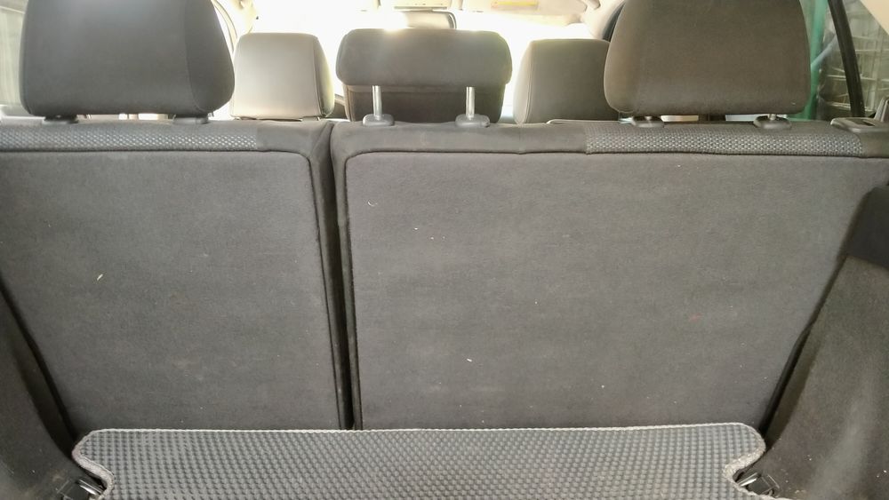 Сидіння Авенсіс 2 покоління універсал