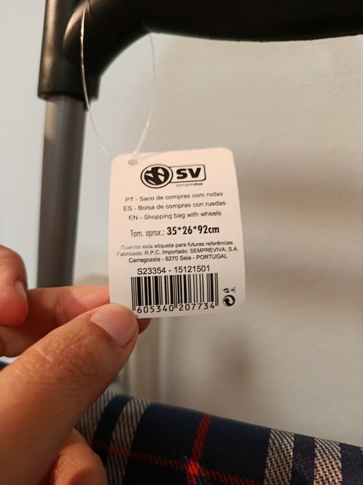 Carrinho de compras 3 rodas