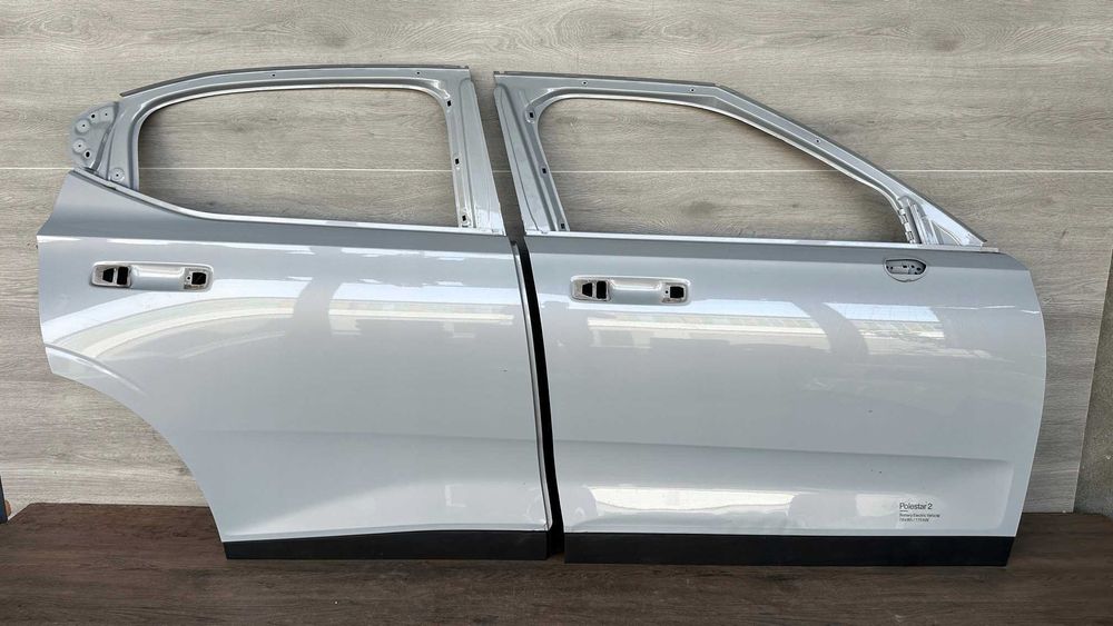 Polestar  2 двері