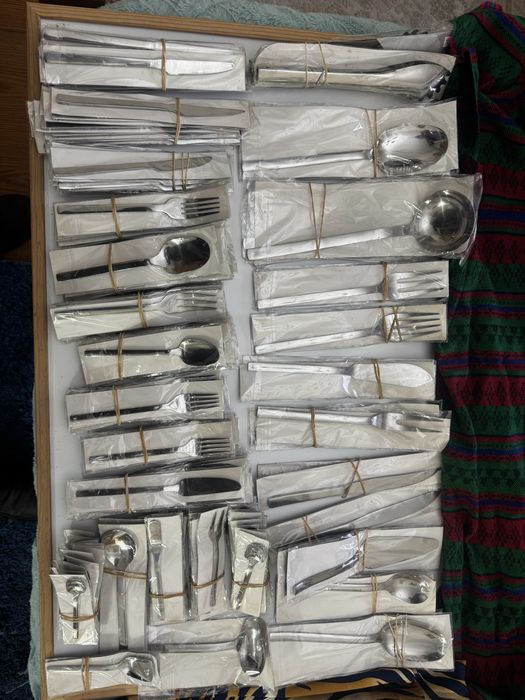 Flatware Set – 200 Pieces, Like New, Individually Packaged and Labeled64551551100931122