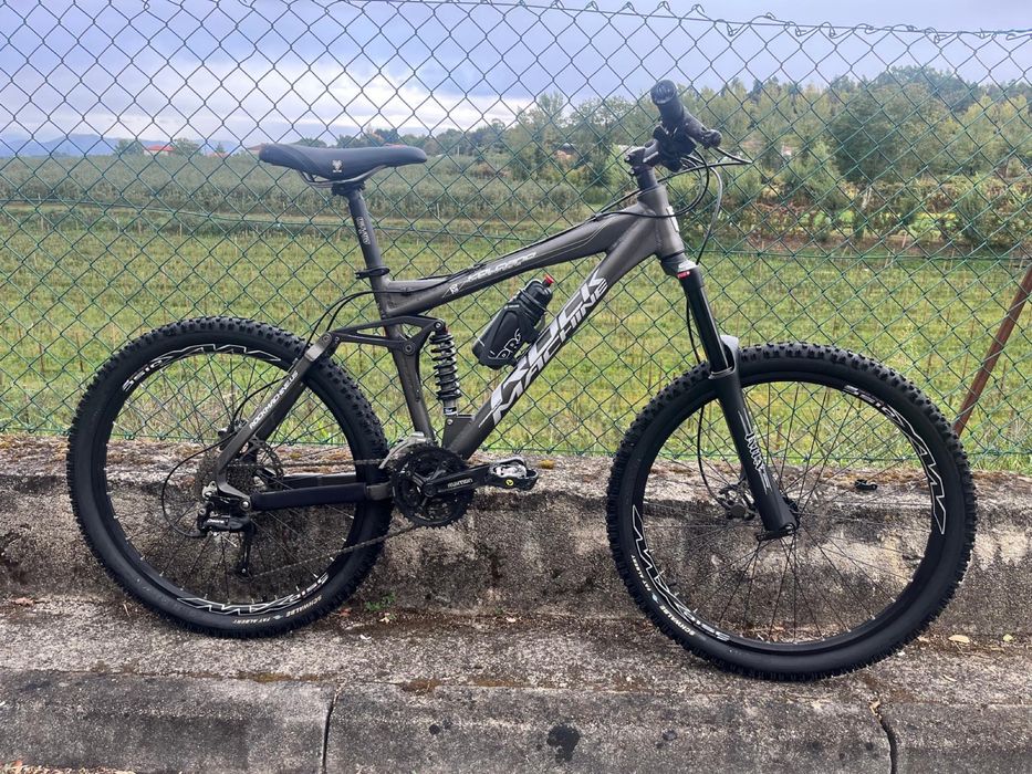 Bicilcleta Rock Machine