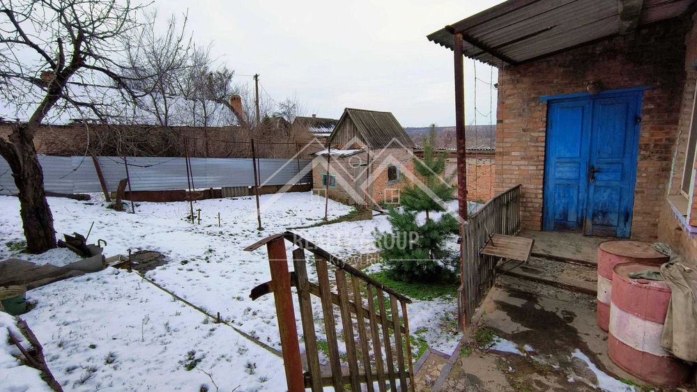 Продам будинок у ЦМ рн з видом на річку