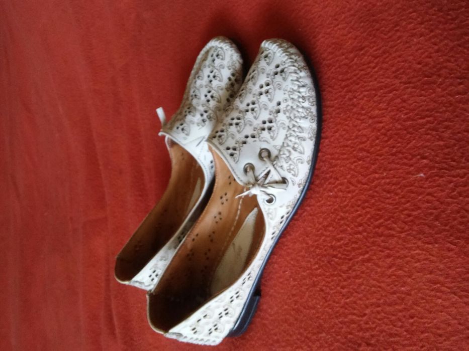 Кожанные весенне-летние туфли 36 р.