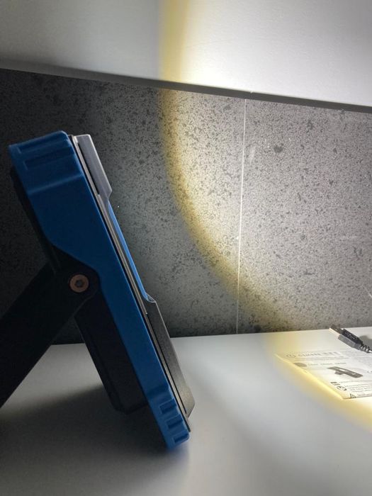Projetor portátil CEMBRE CBL06 LED 2000lm - Novo428961083121346561