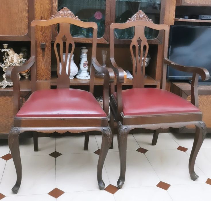 Cadeirões e cadeiras queen