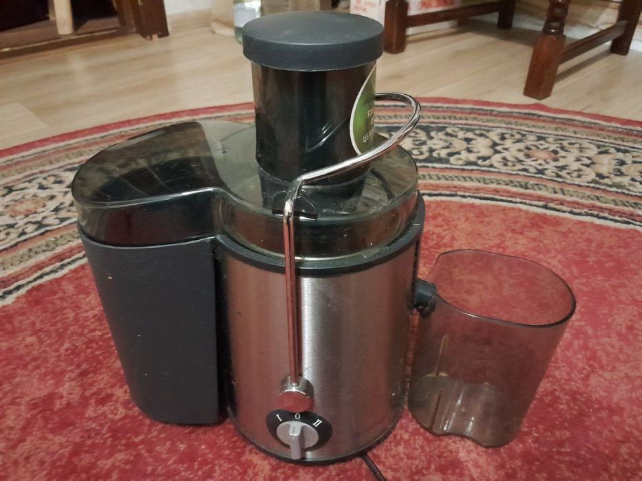 Соковижималка Vitek VT 1609 ST