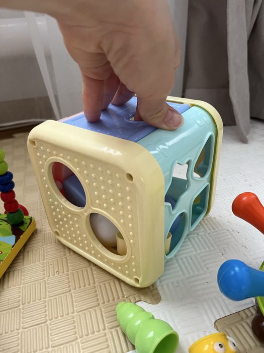 Іграшки дитячі лот