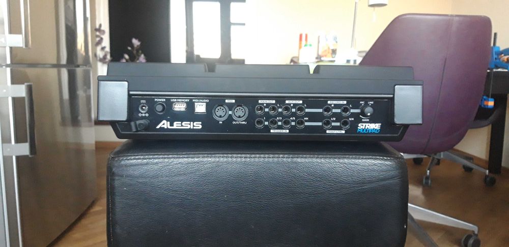Alesis strike multipad