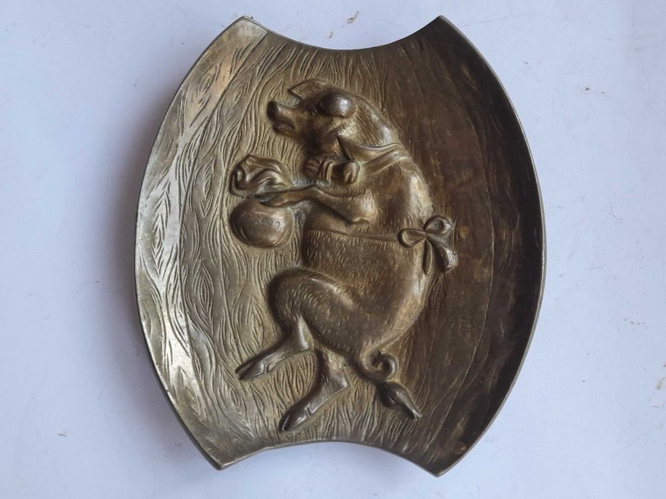 Popielnica ozdobna ze świnką (mosiężna)