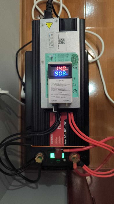Зарядка Emerson для всіх акумуляторів 12v 90А Lifepo4 AGM GEL Liion