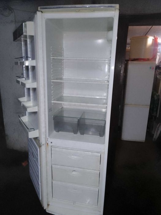 Продам Холодильник АТЛАНТ