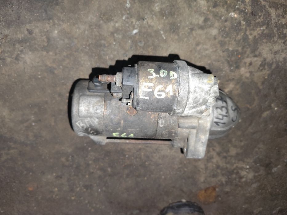 BMW E61 E60 530D rozrusznik automat