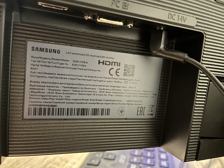 Монітор Samsung S24C310EA