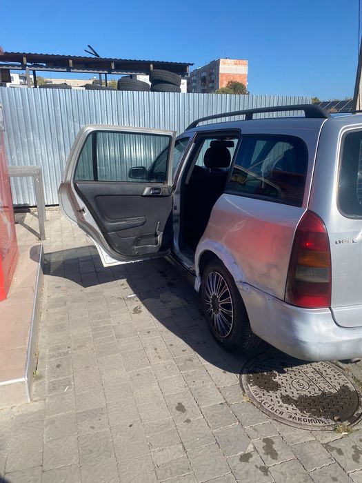 Автомобіль Опель