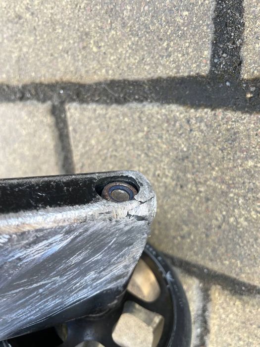 Самокат Striker Gravis