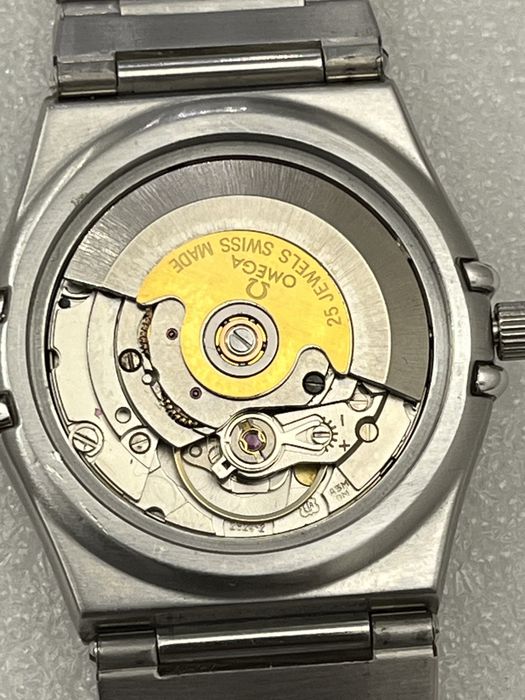 Часы OMEGA Constellation Chronometer Automatic