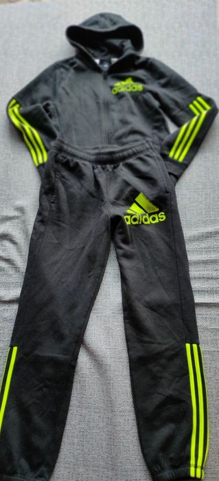 Спортивный костюм Adidas на 13-14 лет