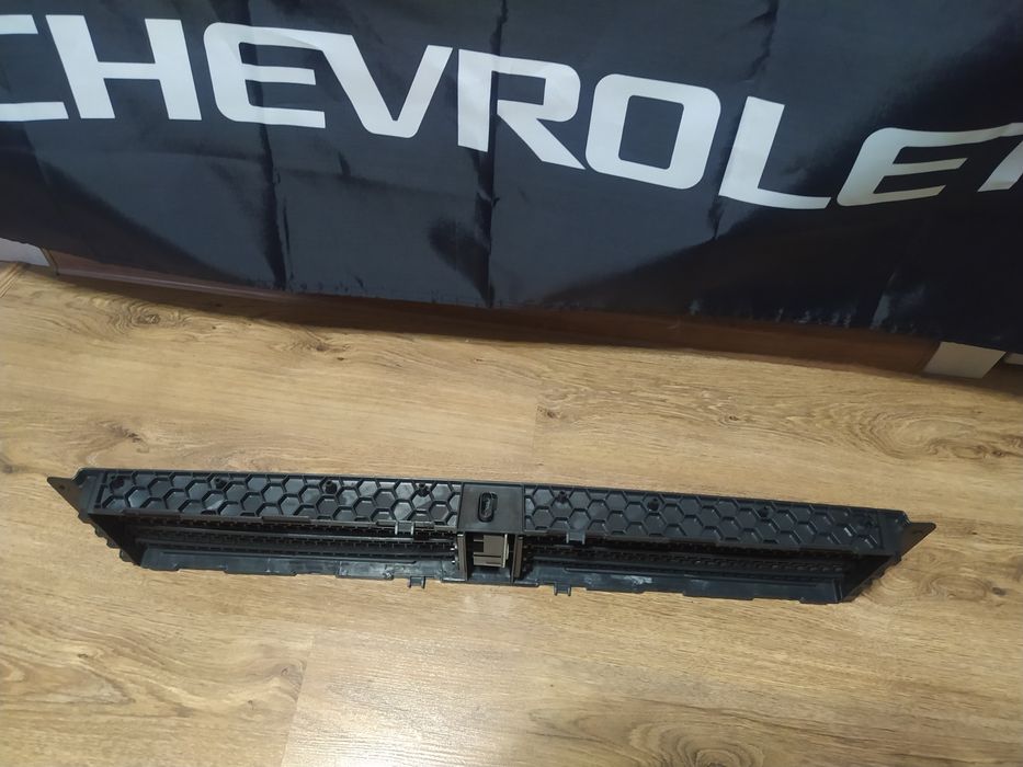 Chevrolet BOLT EV EUV жалюзі, дефлектор радіатора в НАЯВНОСТІ Malibu