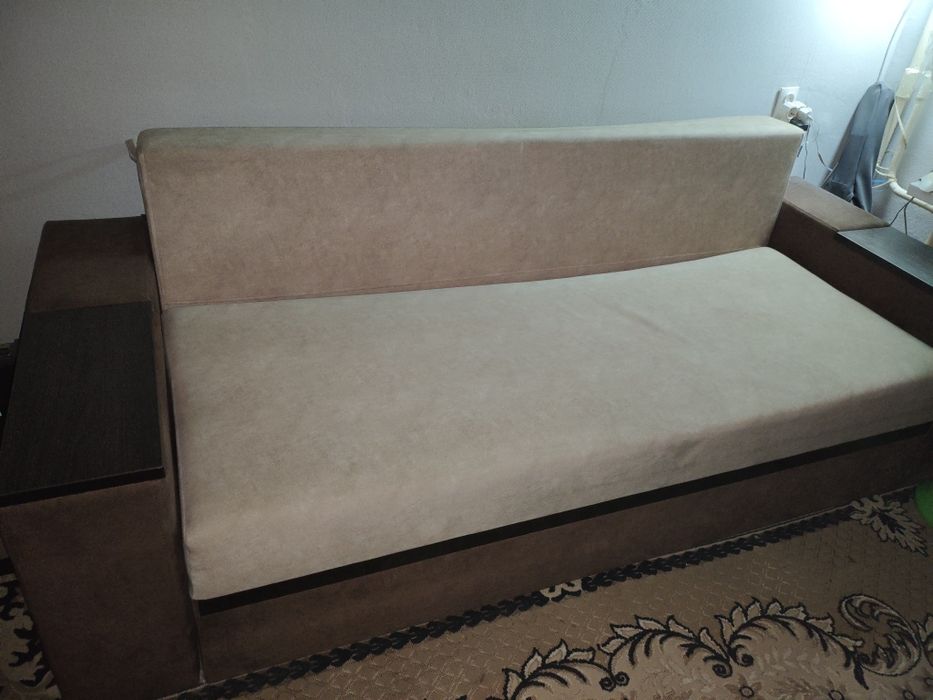 Продам диван еврокнижка