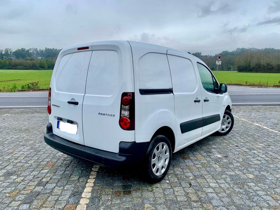 Peugeot Partner 1.6 Hdi 154.000 kms Como nova
