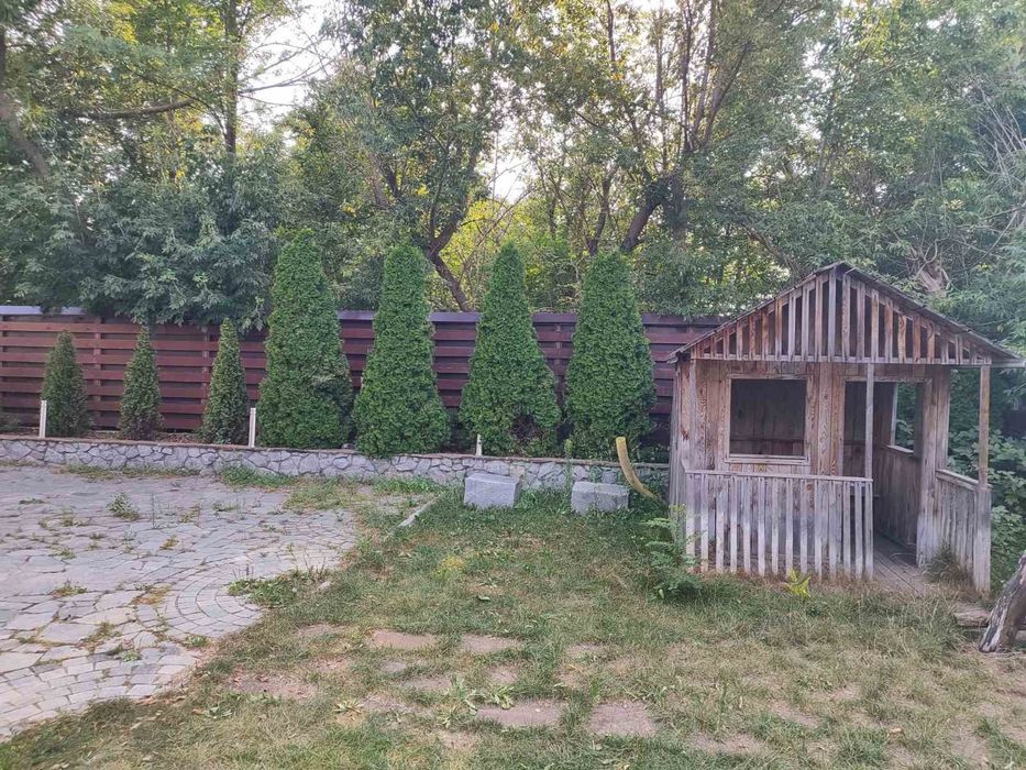 продажа шикарного дома г.Мерефа возле соснового бора