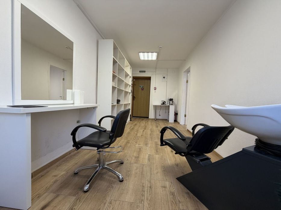 Облаштований офіс на чотири кабінети на вул. Перемоги