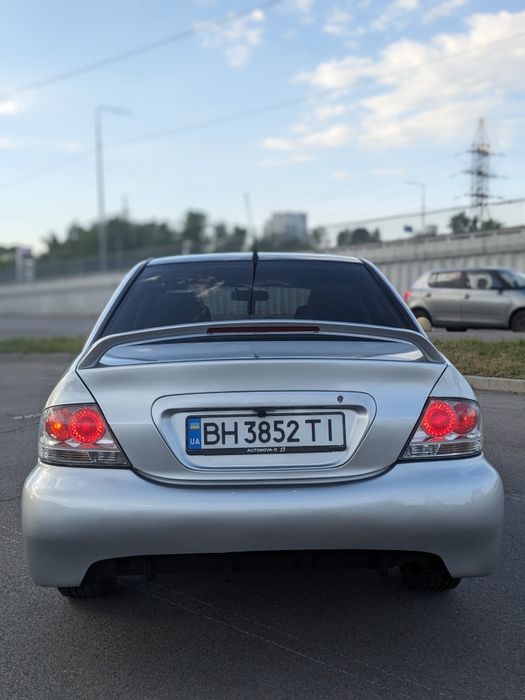 Mitsubishi lancer 9 2.0 МКПП