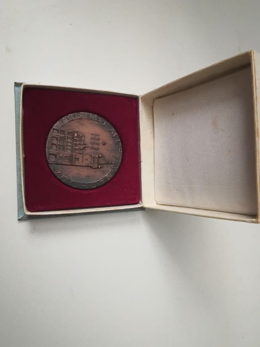 Медаль 725 лет городу  Nachoda, настольная ,юбилейная.