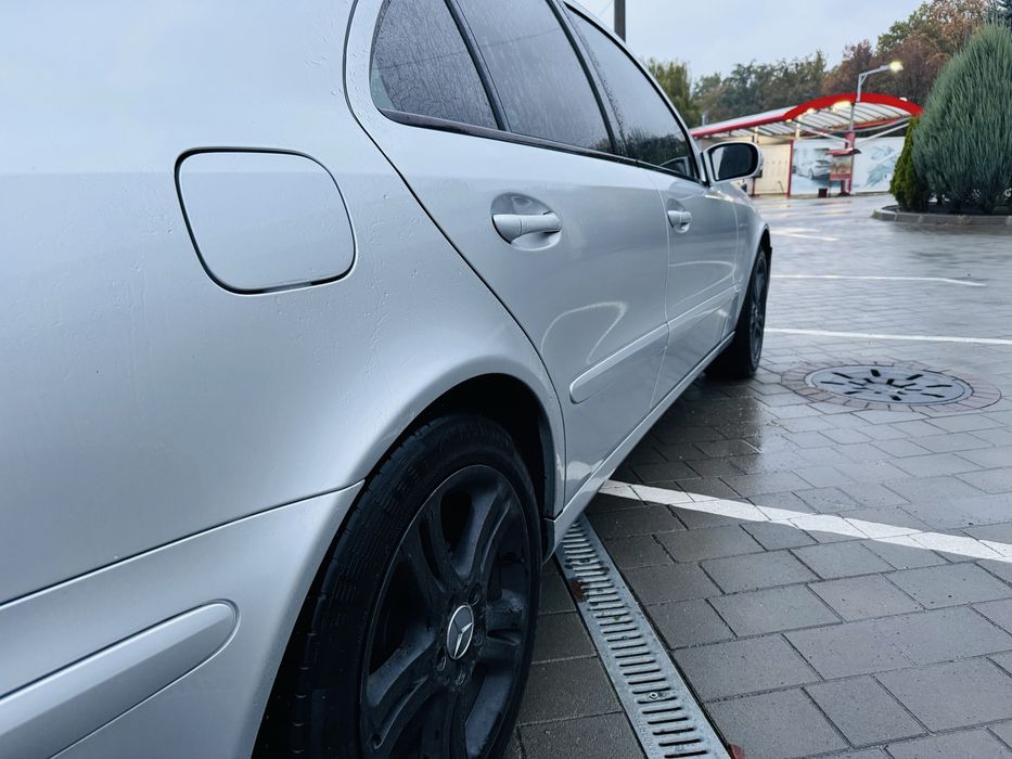 Mercedes-Benz Е211 1.8 Kompressor