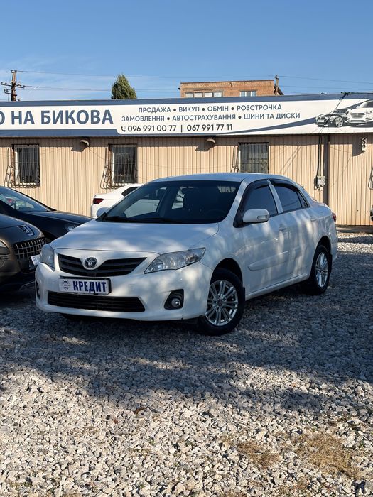 Продам Toyota Corolla 2011 рік можлива розстрочка, кредит!