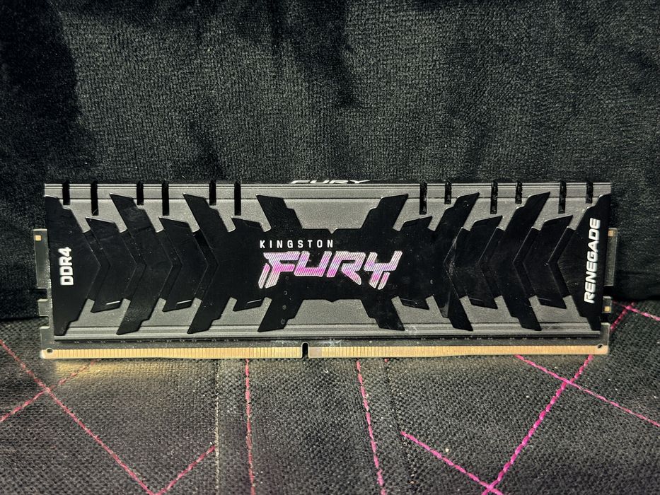 Kingston Fury Regenade 8gb 2666MHz