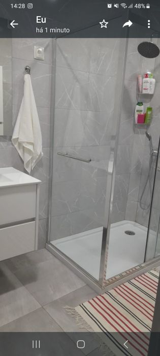 Alugo quarto na Torre da Marinha