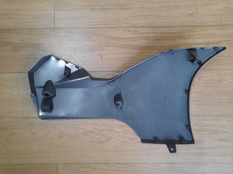 Carenagem inferior esquerda OEM SUZUKI GSX-R 1300R HAYABUSA