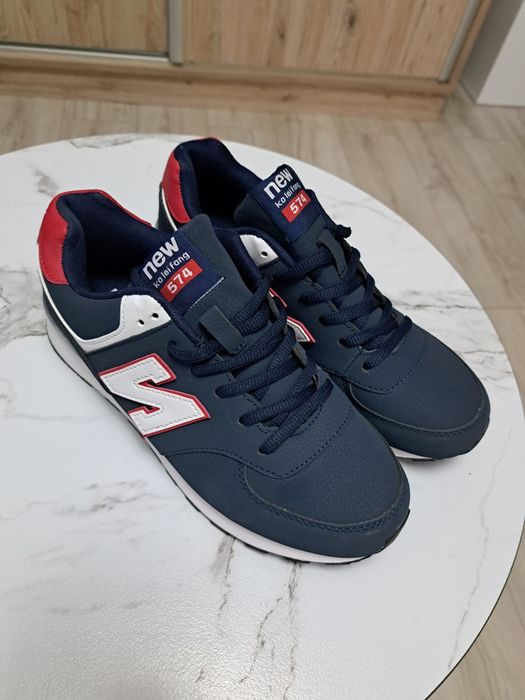 Adiday damskie rozm. 39