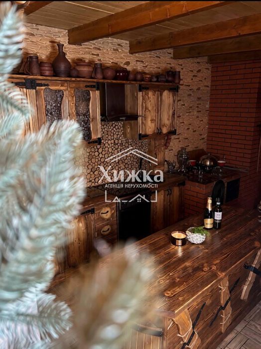Продаж комерційної нерухомості, садиба в селі Грушово