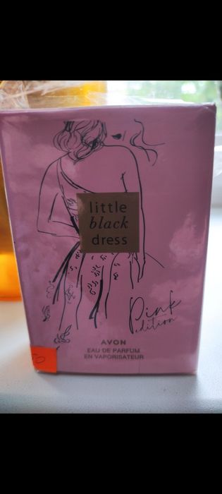 Продам духи Эйвон, маленькое розовое платье