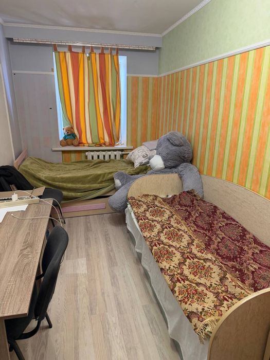 Сдам кімнату в 3 х кімнатній квартирі по вул. Европейська