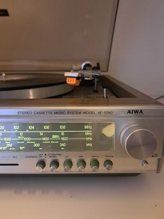 Giradiscos AIWA AF-5050 (inclui colunas Sony)