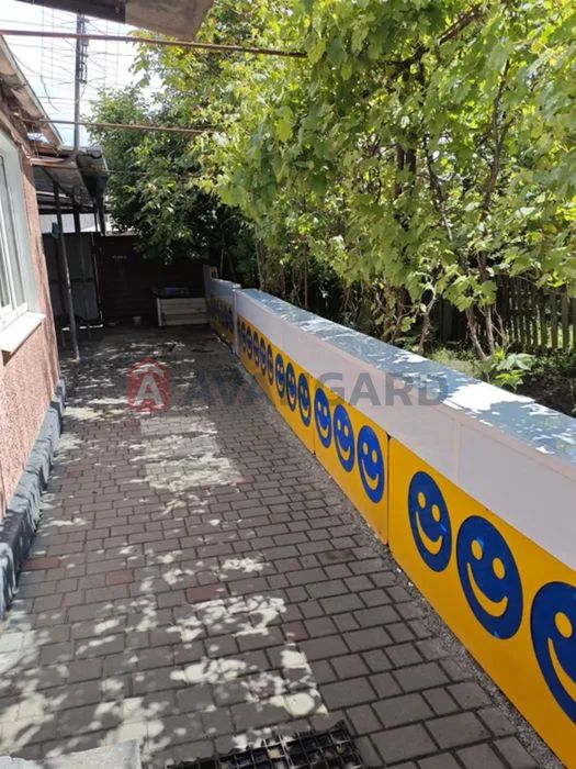 Продається великий будинок + 6 соток землі. ЄВідновлення
