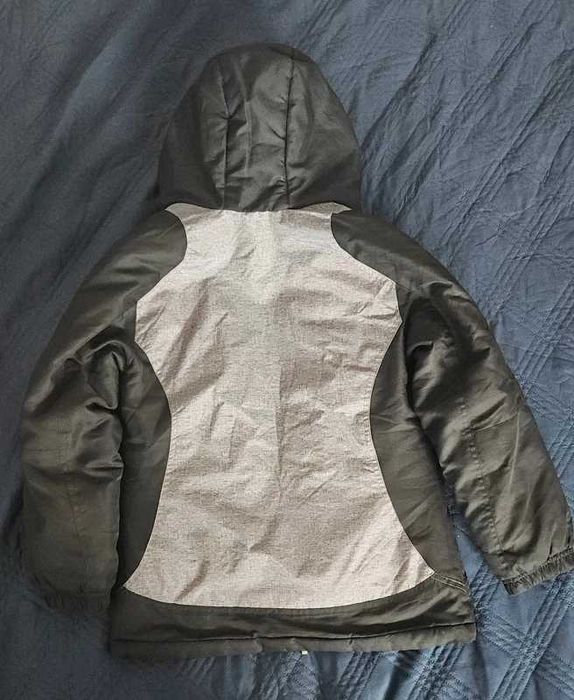 Komplet kurtka, podpinka, spodnie, czapka na narty 7-9 lat